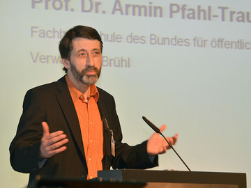 Prof. Dr. Armin Pfahl-Traughber