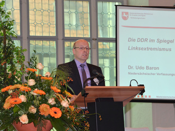 Dr. Udo Baron, Niedersächsischer Verfassungsschutz