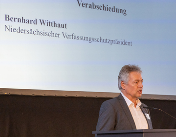 Bernhard Witthaut bei seinem Schlusswort