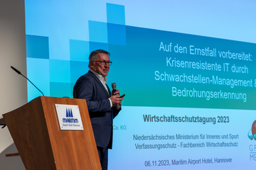 Markus Dietz, GRASS-MERKUR GmbH & Co. KG bei seinem Vortrag
