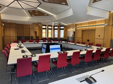 Sitzungssaal im Nds. Landtag